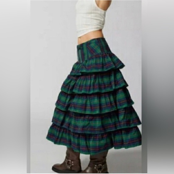 Urban Outfitters‎ Rainee Green blue Plaid tiered layered Midi Skirt size medium - Picture 1 of 4